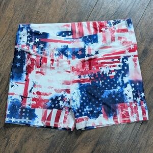 Fabletics Women's Salar Short Mid Rise American Flag Print Medium 4th Of July